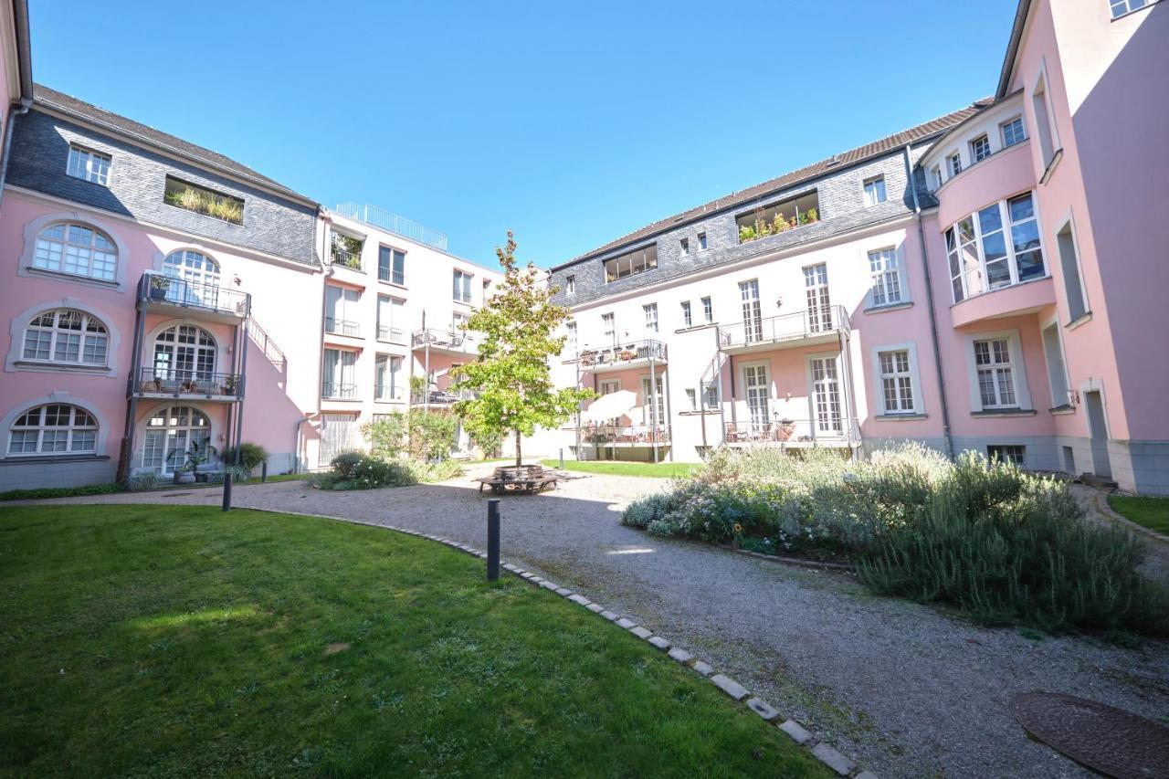 Historisches Deluxe Apartment Im Marianum Нойс Экстерьер фото