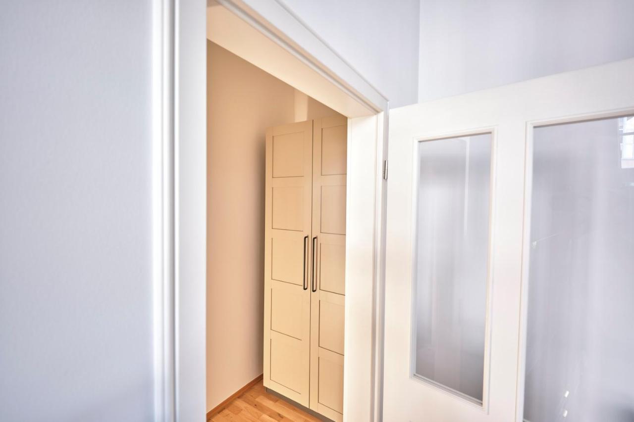 Historisches Deluxe Apartment Im Marianum Нойс Экстерьер фото